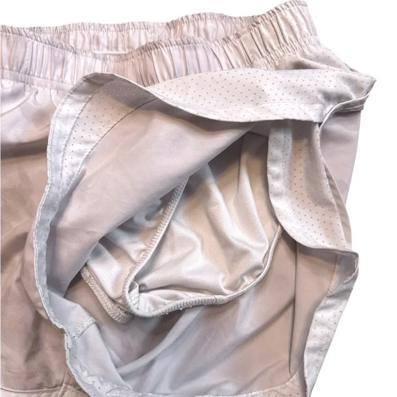 NIKE Dri-Fit Running Shorts Women’s Size Smalll - Picture 5 of 5